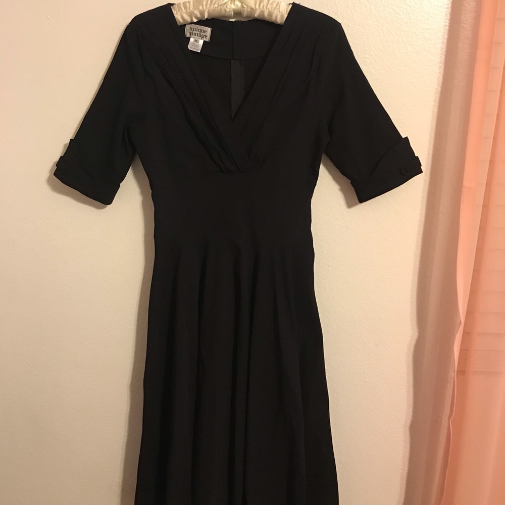 Unique Vintage, Black fitting swing dress